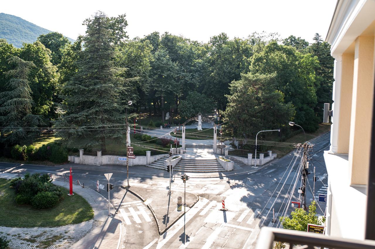 Central Park Lux Аранделовац Экстерьер фото